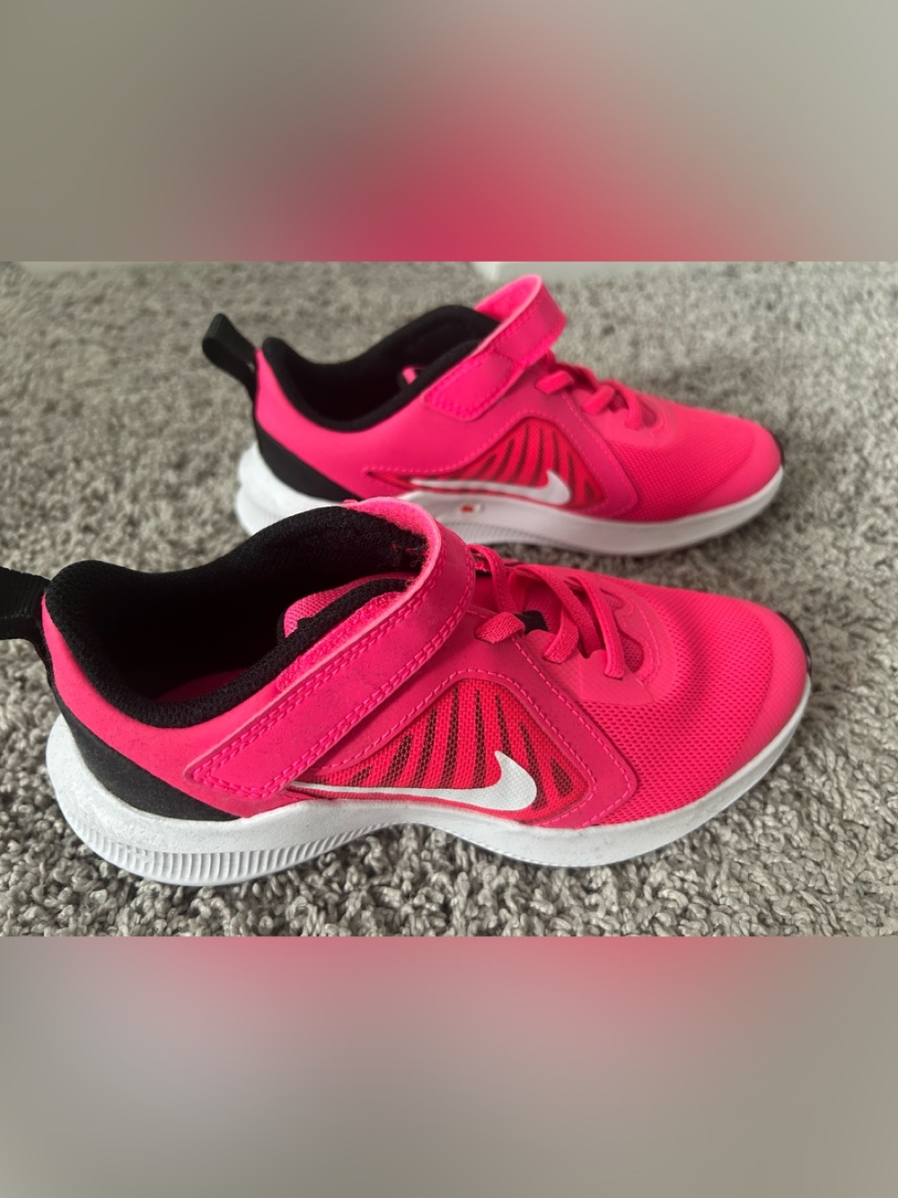 Nike Kids Bright Pink Velcro Athletic Sneakers. Brand New!